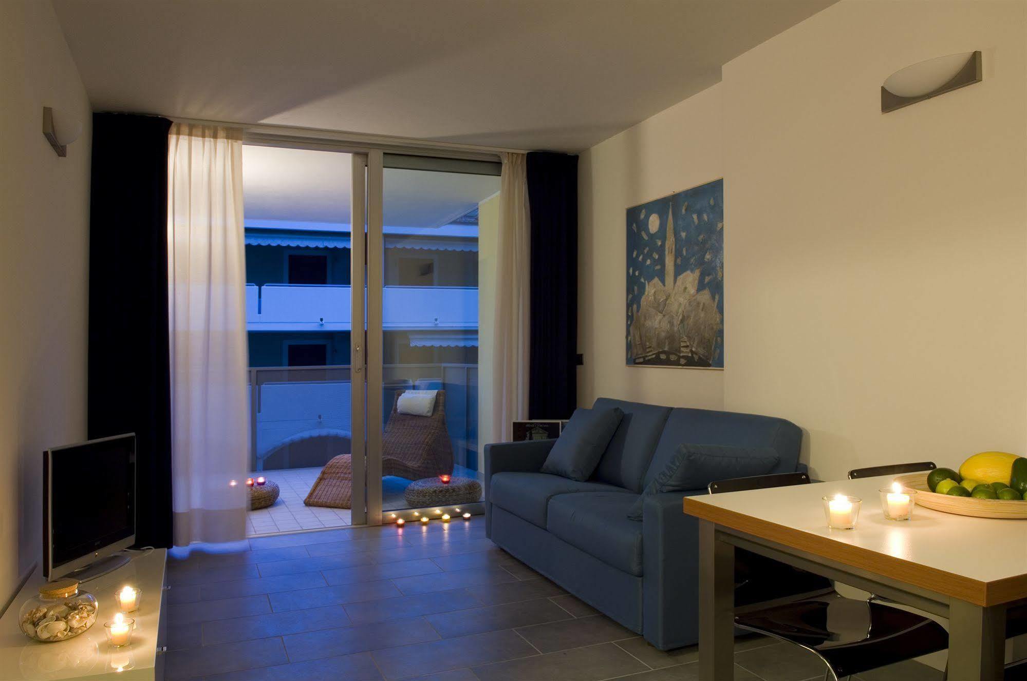 Residence Hotel Hungaria Grado Exterior photo